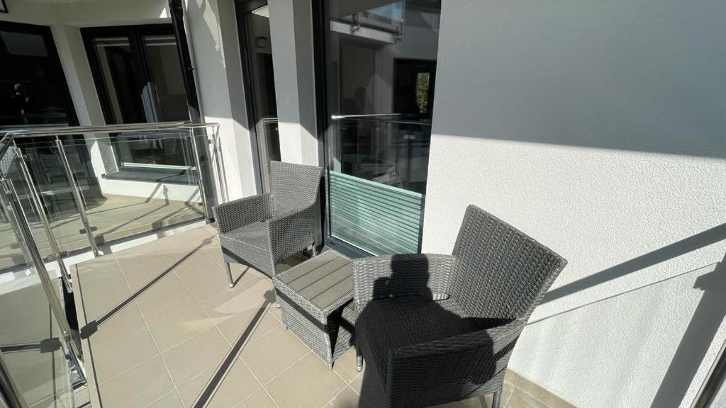 Apartamenty Bella Mare 罗威 外观 照片